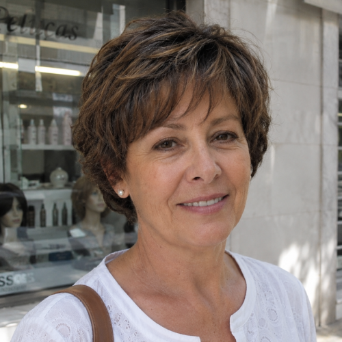 Peluca sintetica mas vendida, clienta de nuestra tienda de pelucas